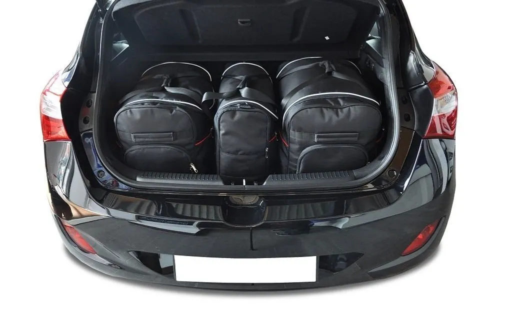 MALETAS ESPECIFICAS PARA HYUNDAI i30 HATCHBACK 2012-2016 CONJUNTO DE BOLSAS 3 UNIDADES