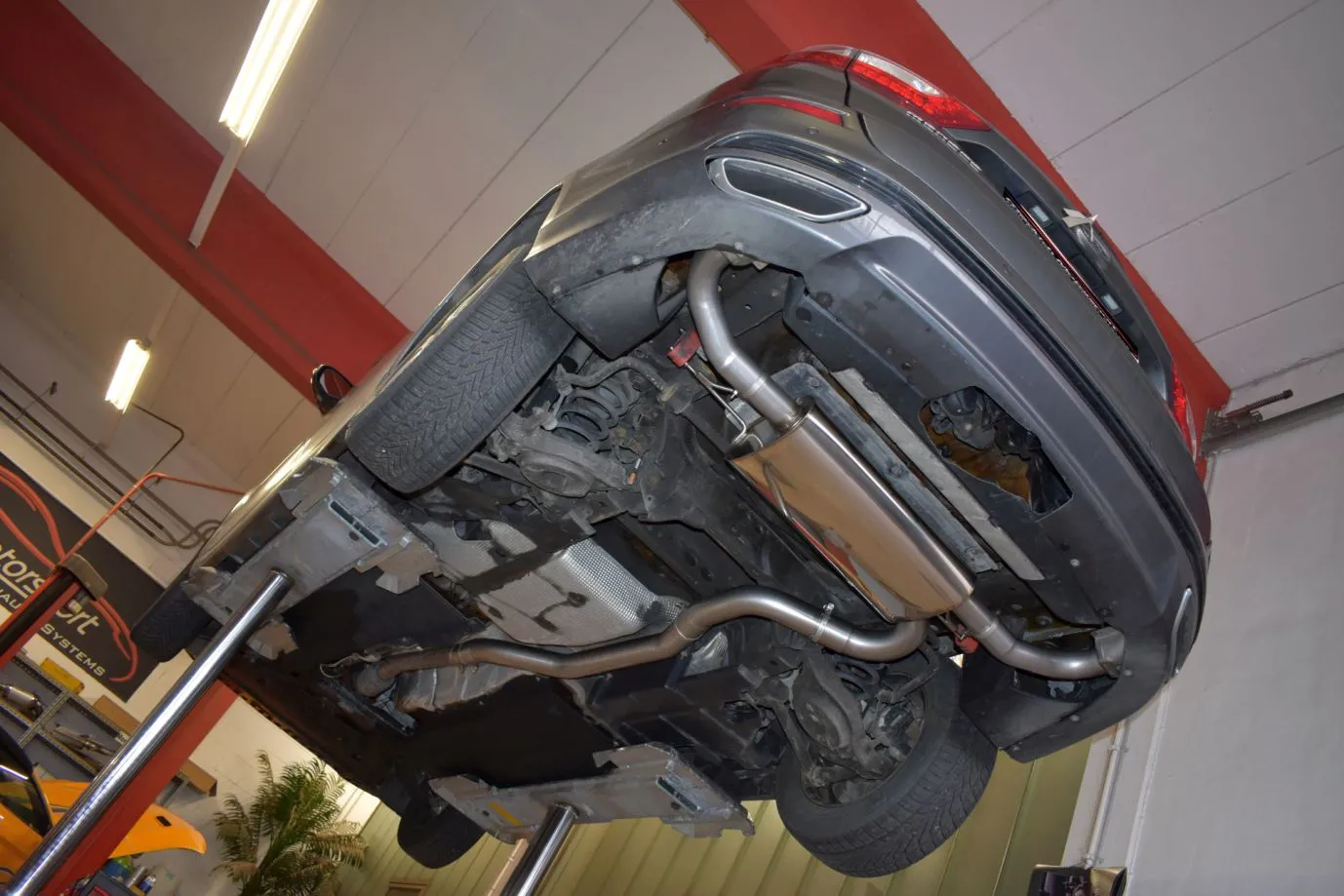 Catback-System De 76 Mm Con Salida De Escape Izquierdo Y Derecho Friedrich Ford Mondeo (Ba7) 5. Generation Año: 08/2014-05/2018