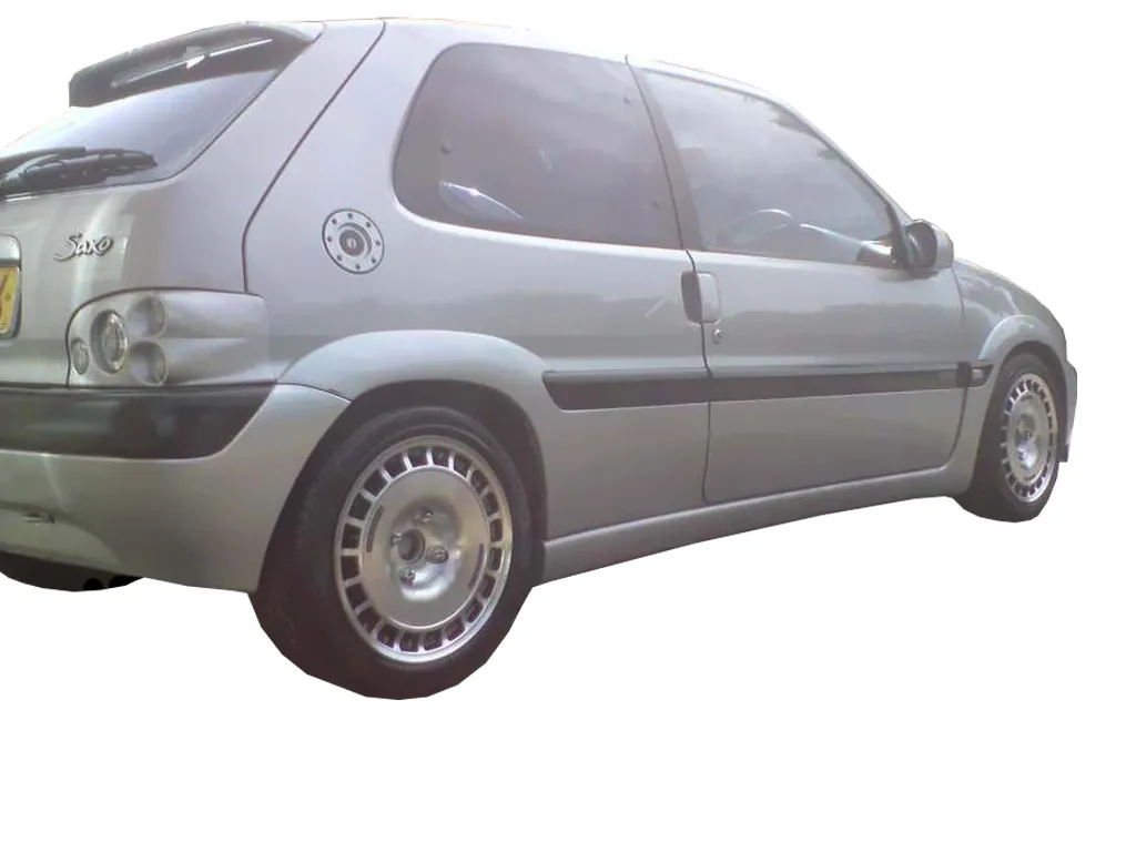 Taloneras Citroën Saxo Cup + Pasos De Rueda + Paineis